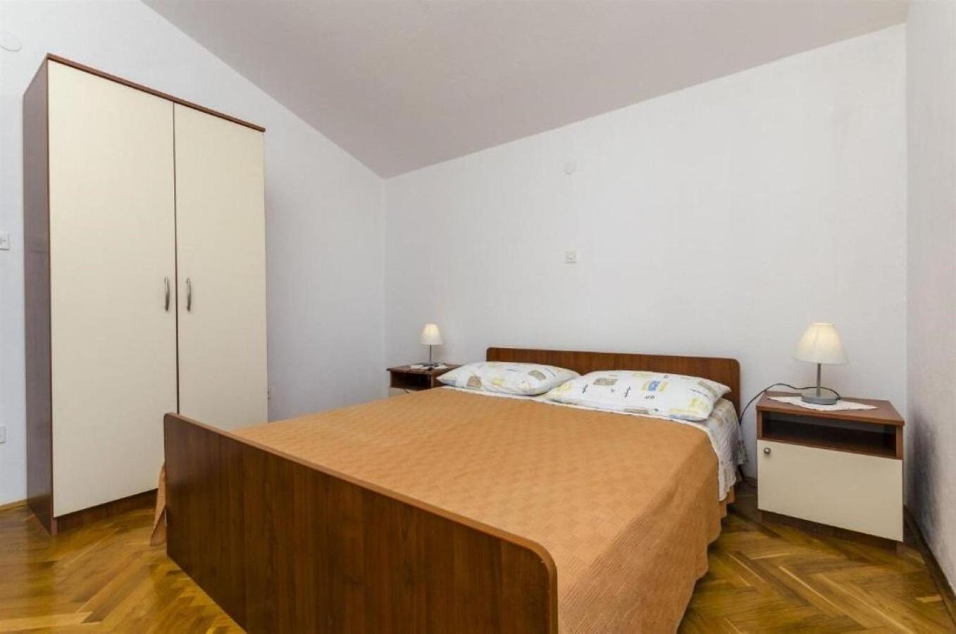 סביד Apartments Mil - 80M From The Sea מראה חיצוני תמונה